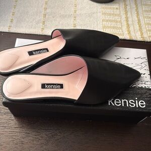 Kensie Black Mules Sleek Minimalist Design NWT
